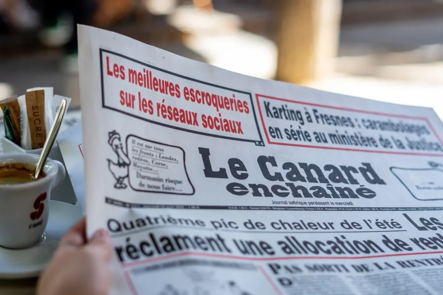 Offre étudiante Le Canard Enchaîné : L'abonnement numérique à 3 €/mois qui fait mouche !